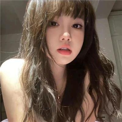 心不在焉的服务生